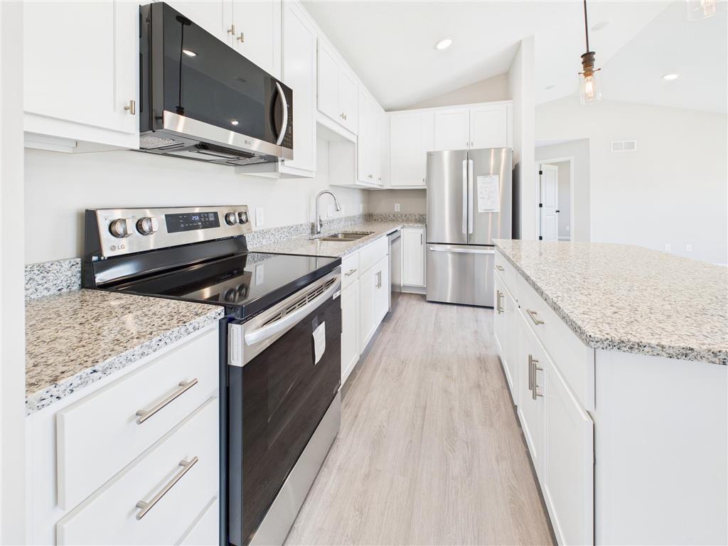 17775 Empire Trail Lakeville MN 55044 6775623 image16