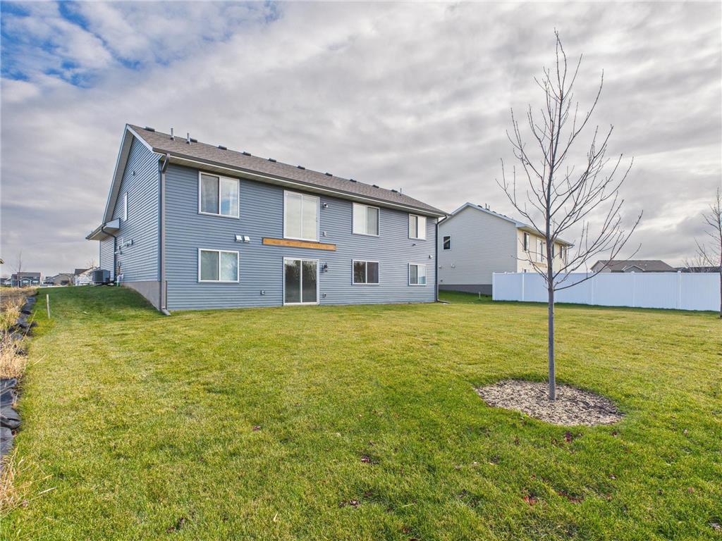 17775 Empire Trail Lakeville MN 55044 6775623 image34