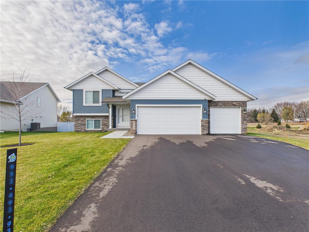 17775 Empire Trail Lakeville MN 55044 7017657 image1