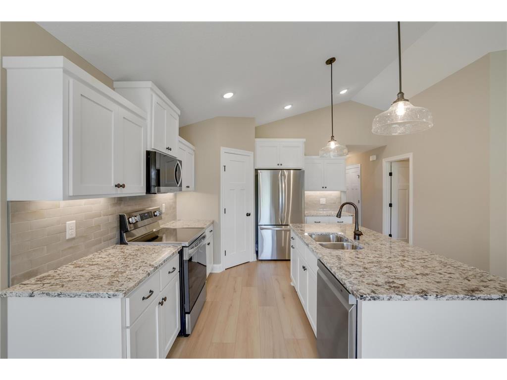 17782 Hoover Street NW Elk River MN 55330 7007972 image8