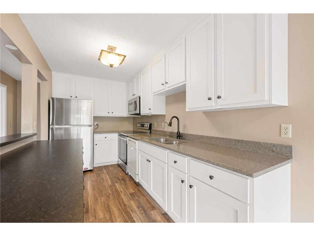 1779 Walnut Lane Eagan MN 55122 7048341 image14