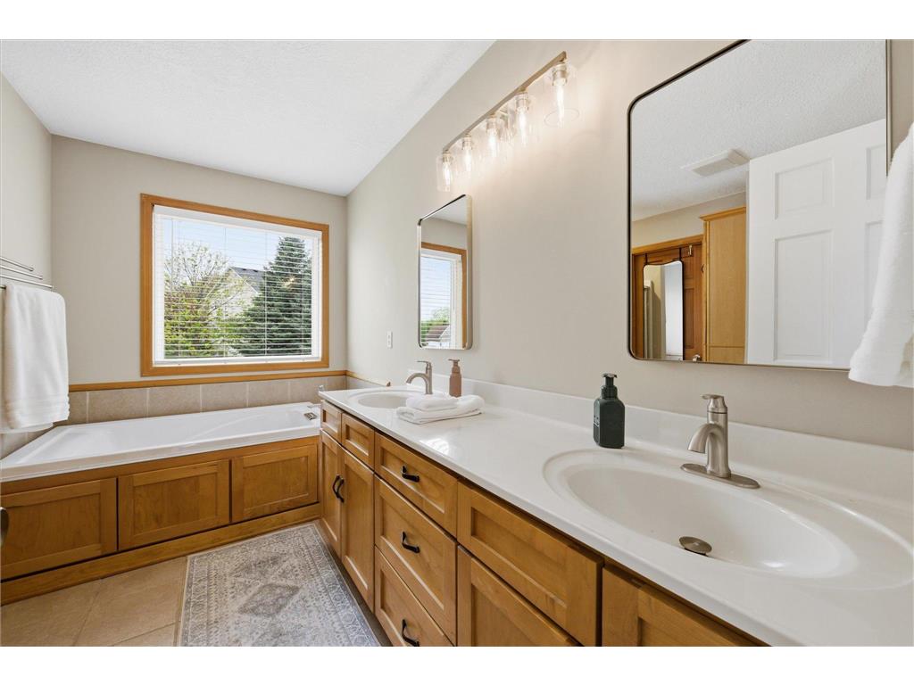 17795 Idawood Path Lakeville MN 55044 7068065 image14