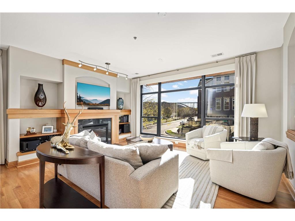 178 Elm Street Saint Paul MN 55102 - Mississippi 6602232 image1