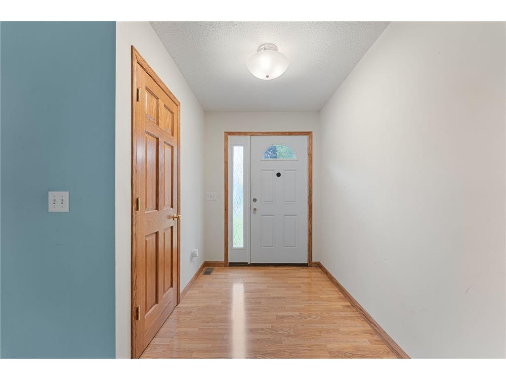 178 Minnesota Avenue Roseville MN 55113 7078089 image10
