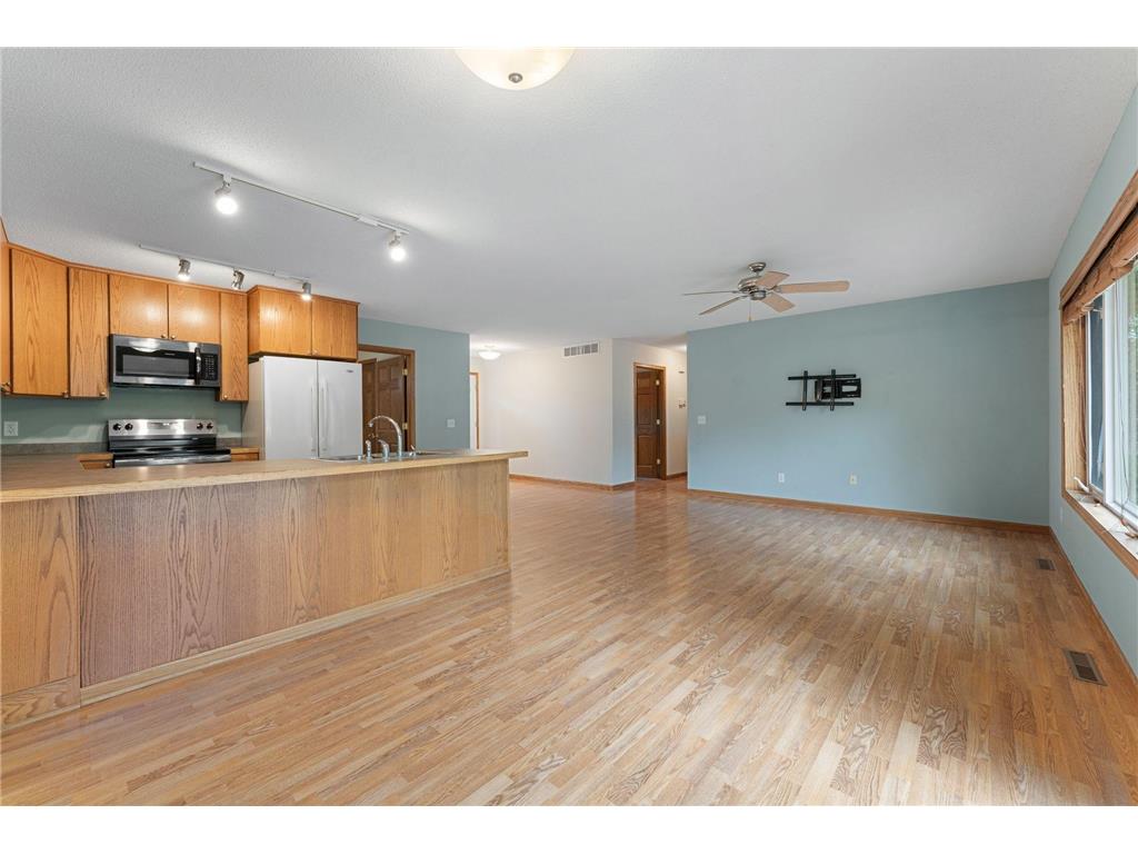 178 Minnesota Avenue Roseville MN 55113 7078089 image18