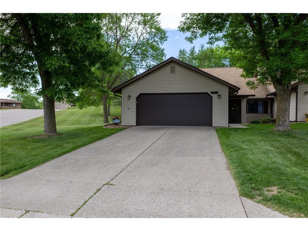 1782 Cobblestone Court Red Wing MN 55066 7022950 image1