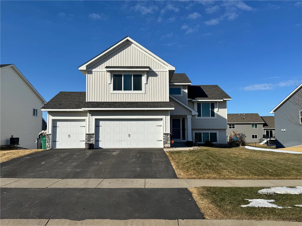 17821 Essex Lane Lakeville MN 55044 7028507 image1