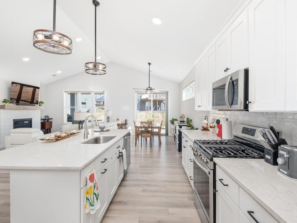 17823 Hamburg Avenue Lakeville MN 55044 7033459 image15