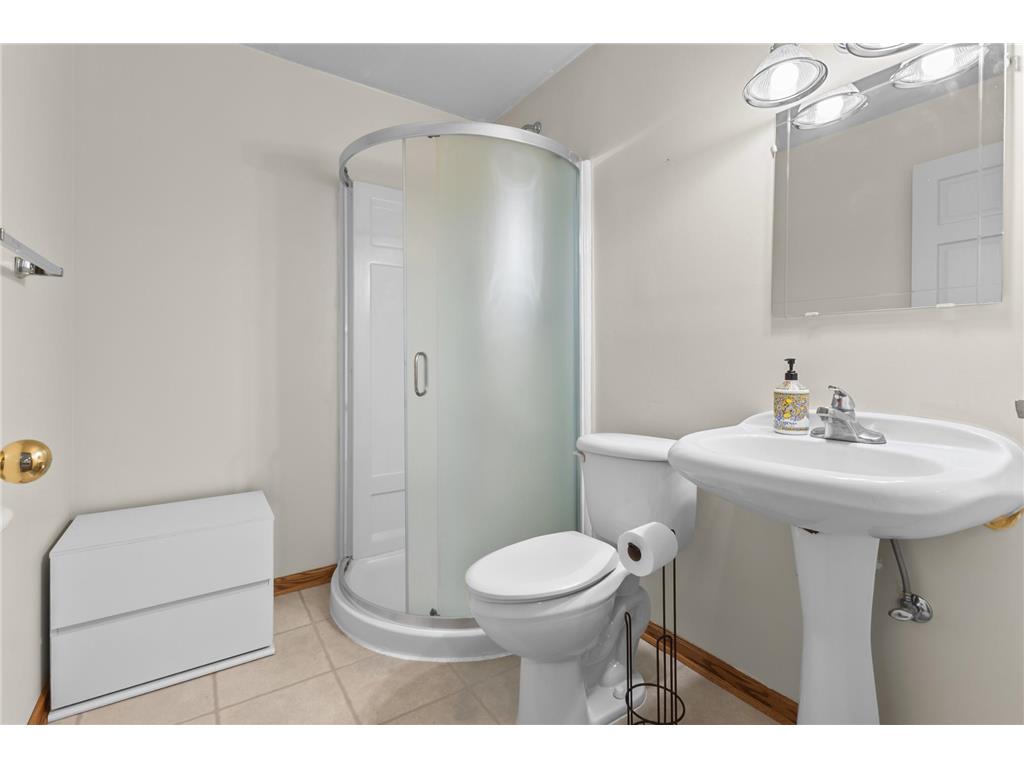 17829 38th Avenue N Plymouth MN 55446 7002180 image17