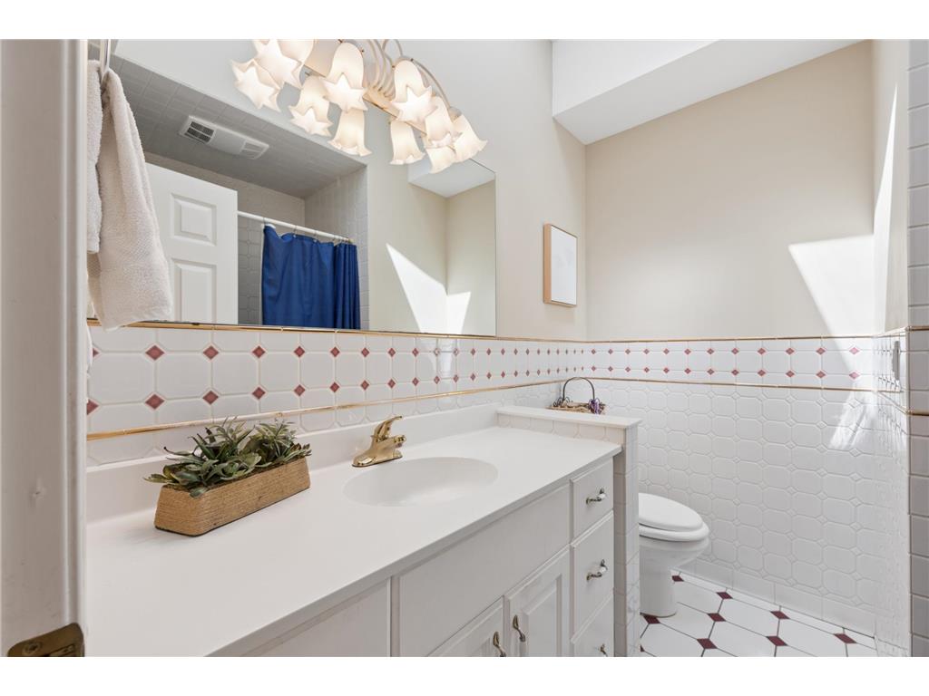 1783 Berkeley Avenue Saint Paul MN 55105 7019189 image17