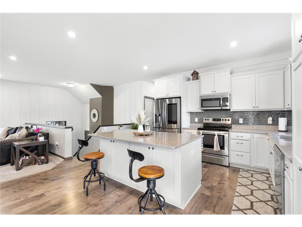 17838 Essex Lane Lakeville MN 55044 7104998 image17