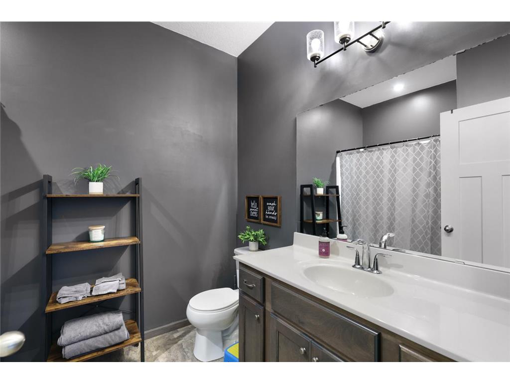 17838 Essex Lane Lakeville MN 55044 7104998 image33