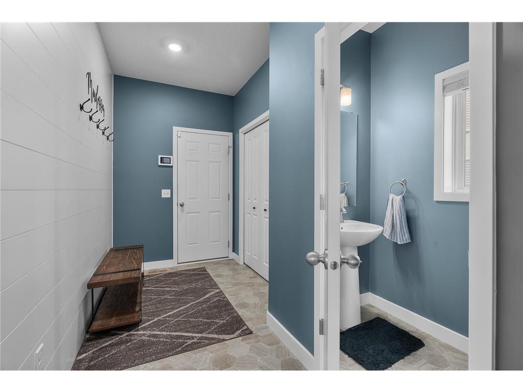 17850 Evershed Way Lakeville MN 55044 7013775 image44