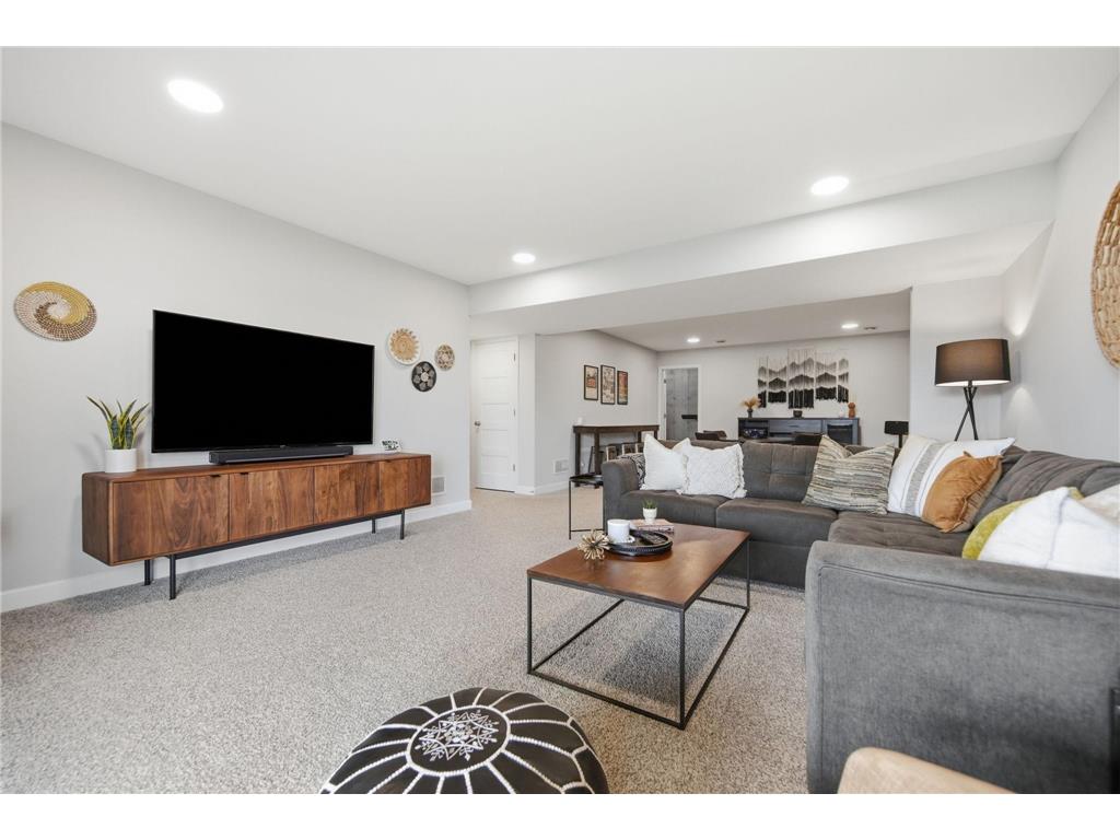 17854 Hamburg Avenue Lakeville MN 55044 7095474 image35