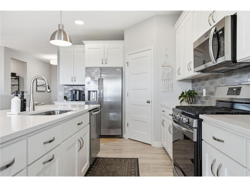 17854 Hamburg Avenue Lakeville MN 55044 7095474 image9