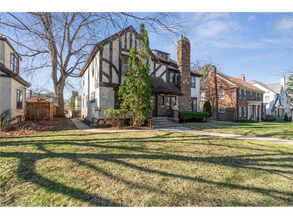 1786 Pinehurst Avenue, Saint Paul, MN, 55116 MLS 6511255 Edina Realty