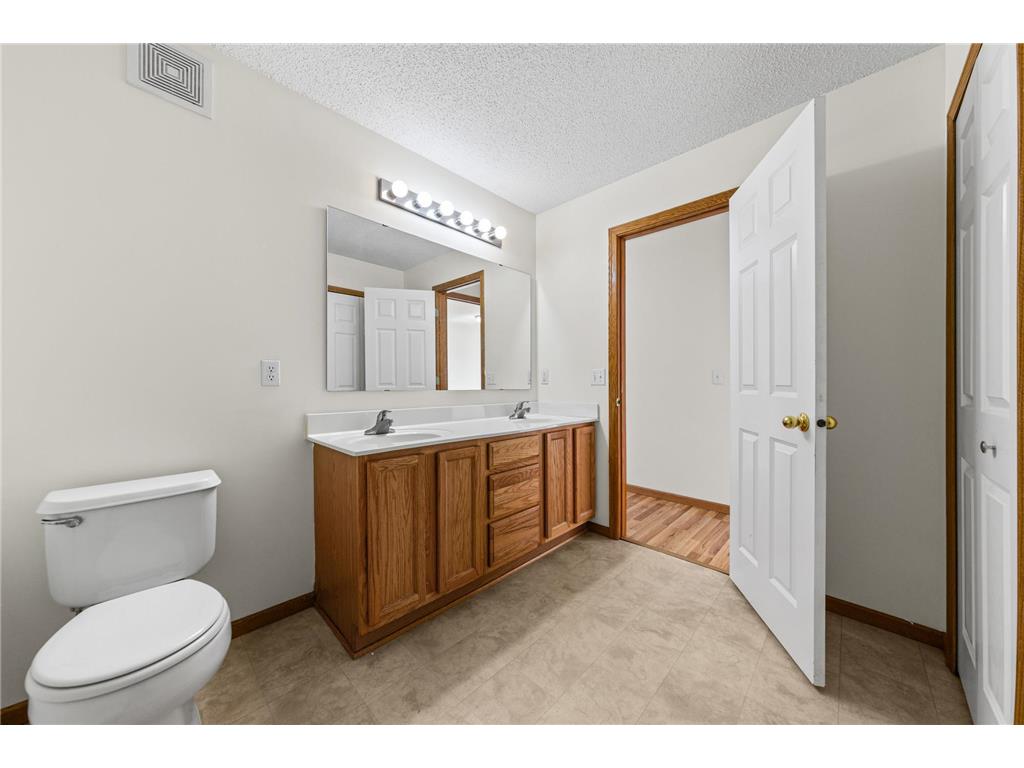 17868 96th Avenue N Maple Grove MN 55311 7057380 image30