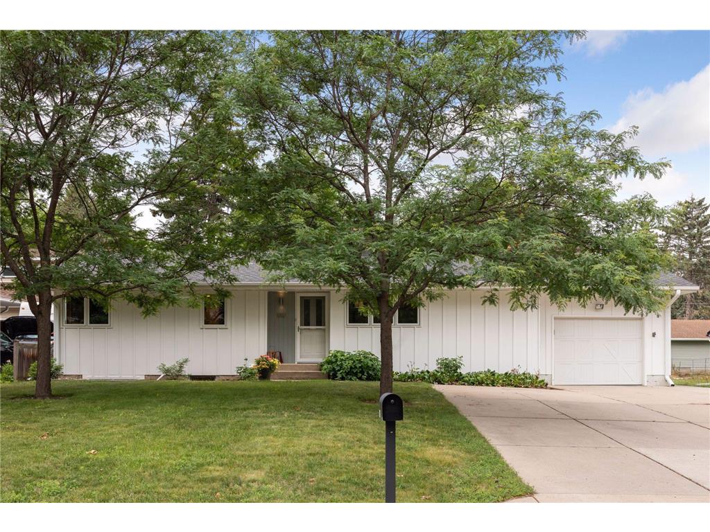 1787 Lake Street, Lauderdale, MN 55113 MLS 6229868 Edina Realty