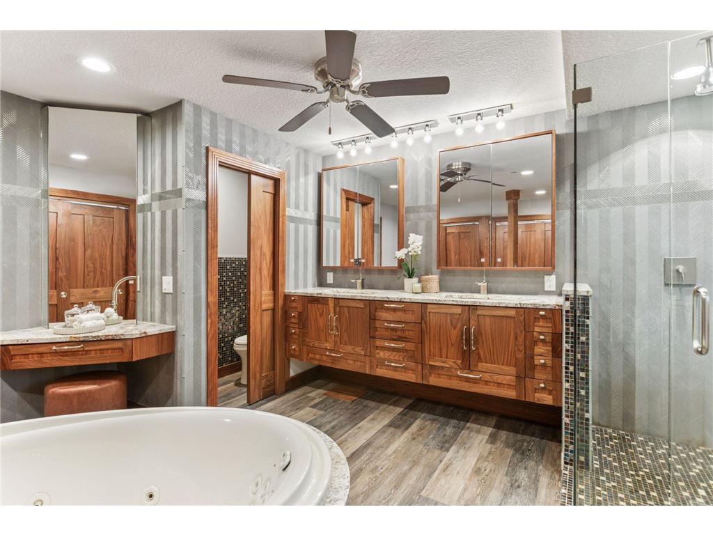 17870 Breezy Point Road Woodland MN 55391 - Lake Minnetonka 7108478 image12