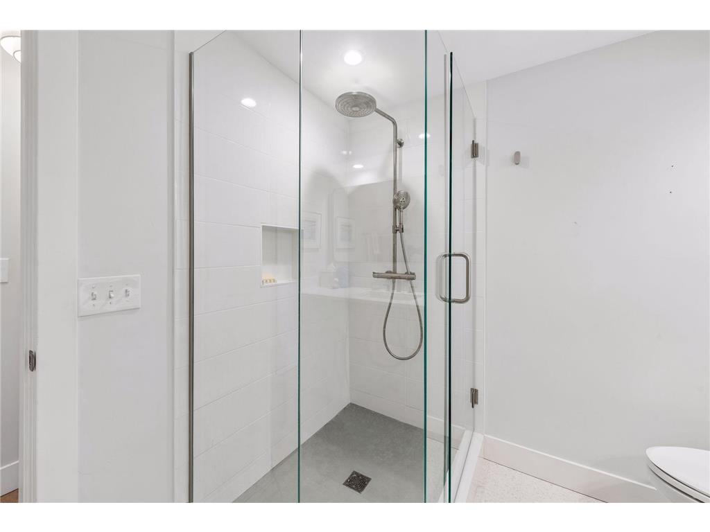 17870 Tioga Trail Minnetonka MN 55391 - Shaver 7036327 image17