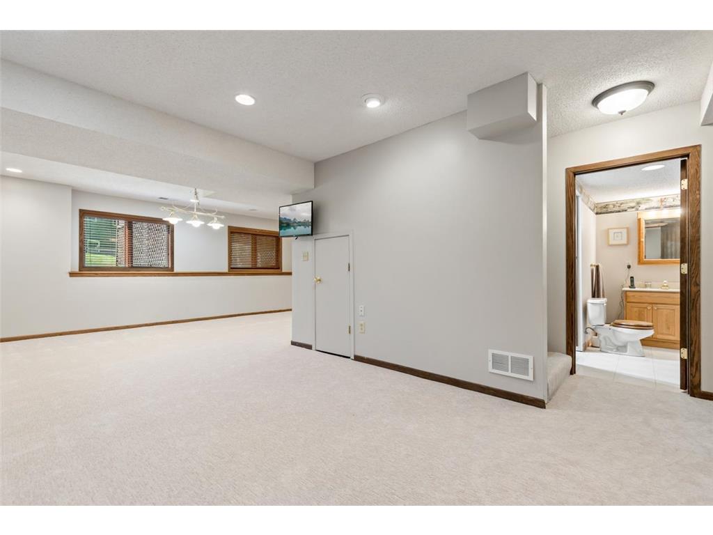 17880 Liv Lane Eden Prairie MN 55346 7074956 image14