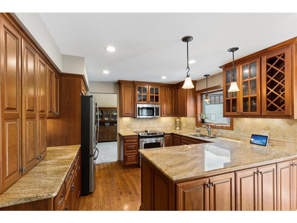 17880 Liv Lane Eden Prairie MN 55346 7074956 image2