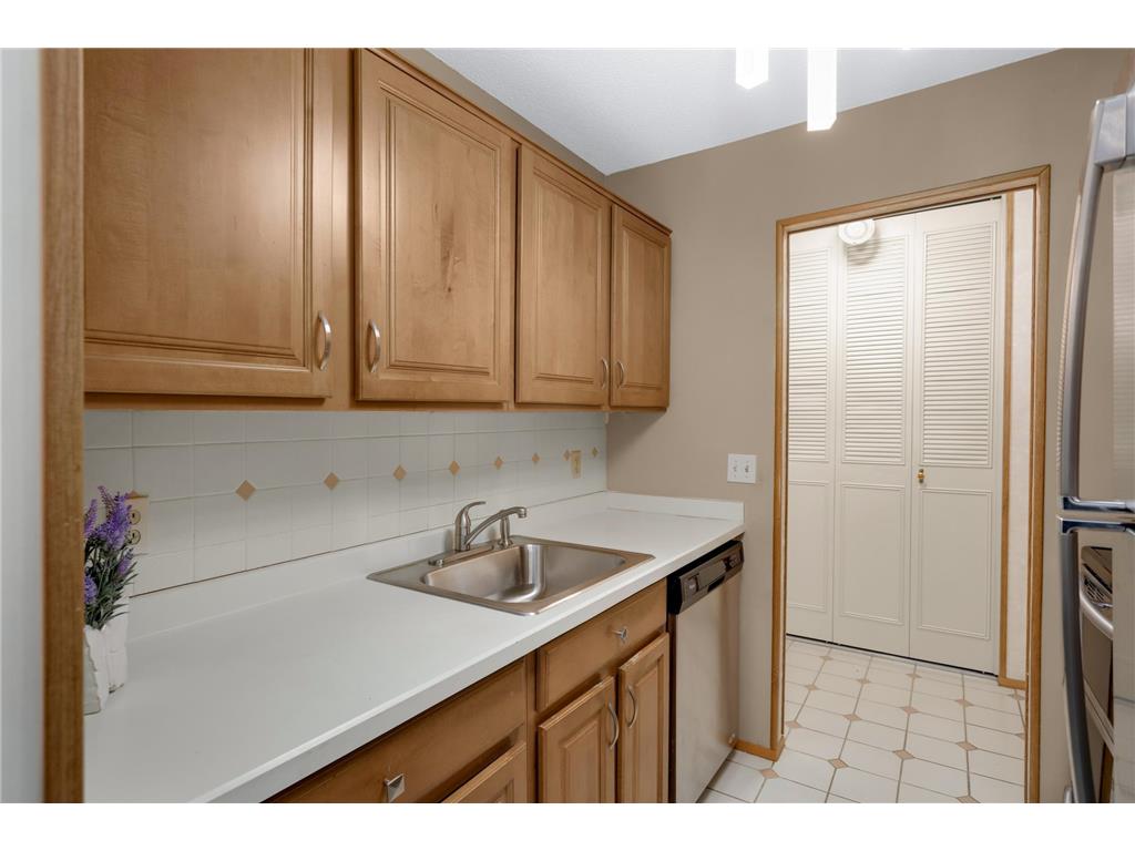 179 Little Canada Road E #327 Little Canada MN 55117 7072788 image8