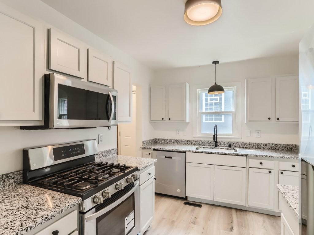 1790 Bush Avenue E Saint Paul MN 55119 6372776 image1