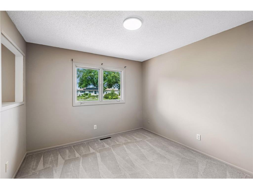 1790 Crestridge Lane Eagan MN 55122 7093581 image15