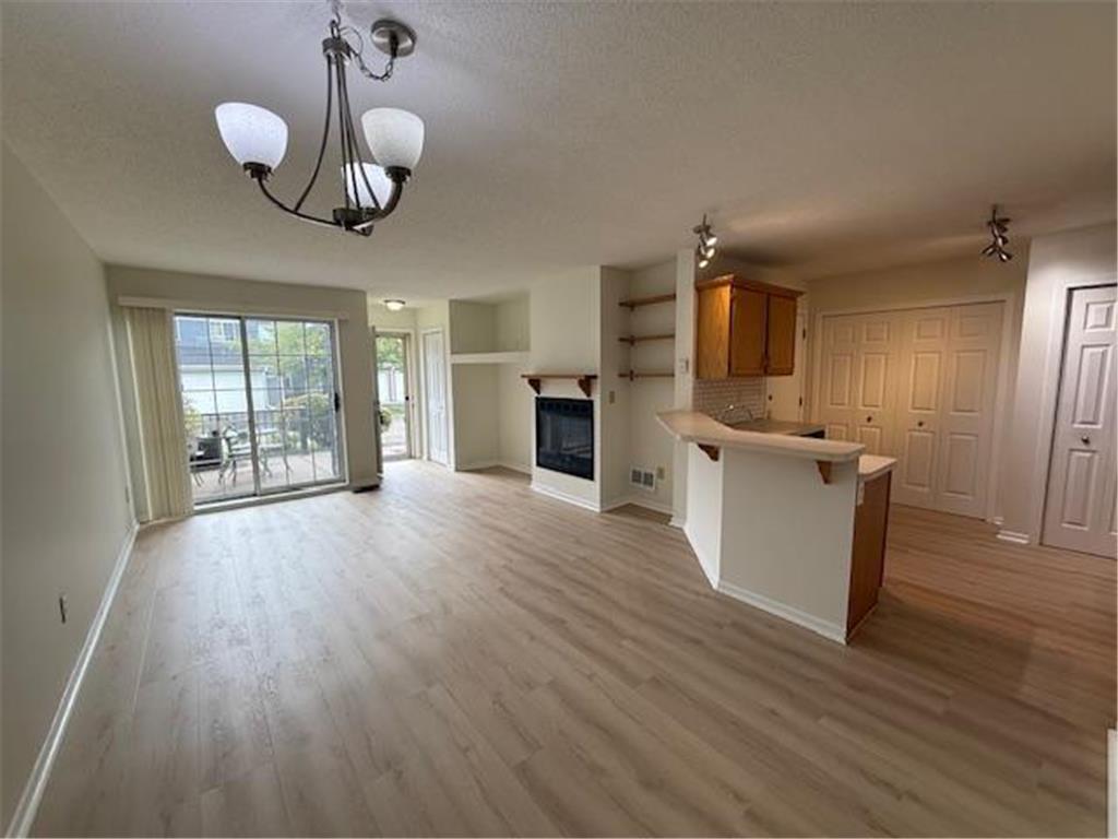 1790 Donegal Drive #7 Woodbury MN 55125 6794189 image1