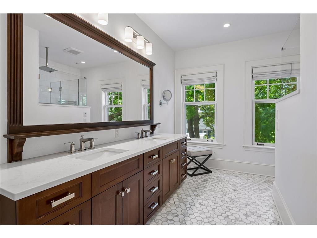 1790 Irving Avenue S Minneapolis MN 55403 7084423 image35