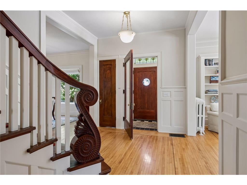 1790 Irving Avenue S Minneapolis MN 55403 7084423 image5
