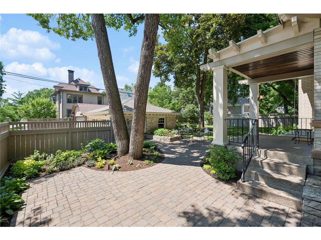 1790 Irving Avenue S Minneapolis MN 55403 7084423 image64