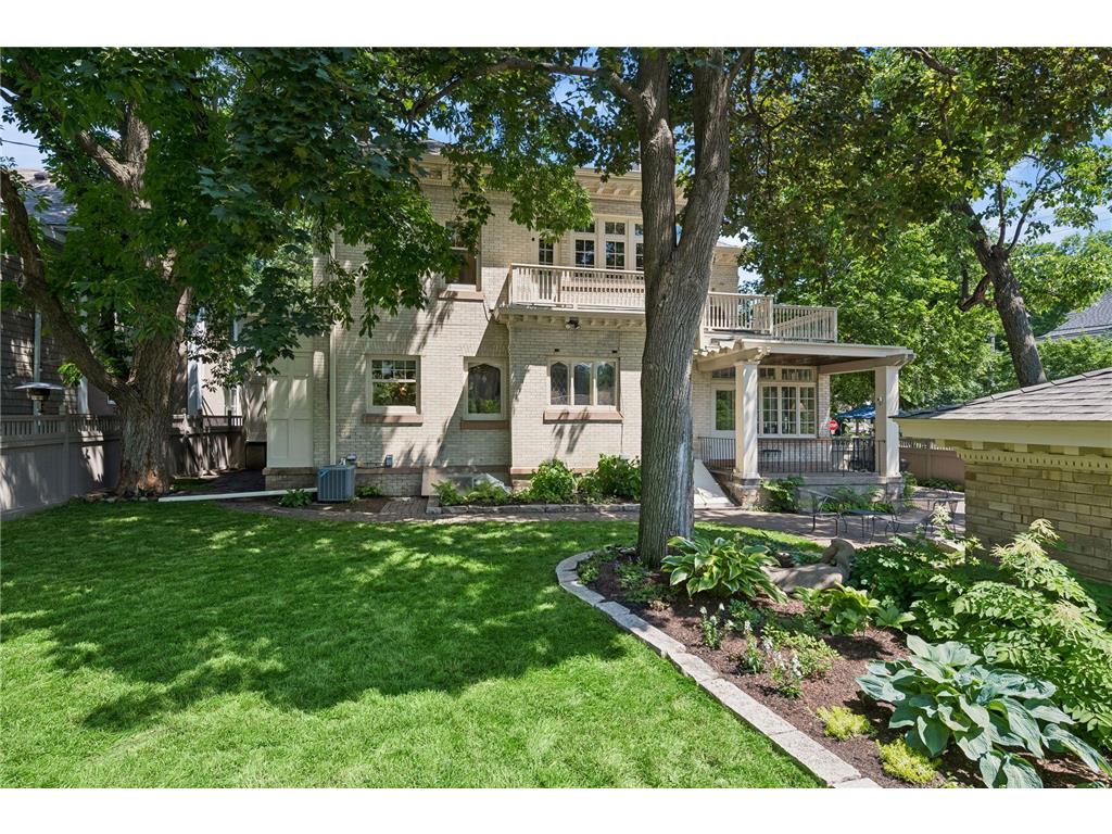 1790 Irving Avenue S Minneapolis MN 55403 7084423 image67