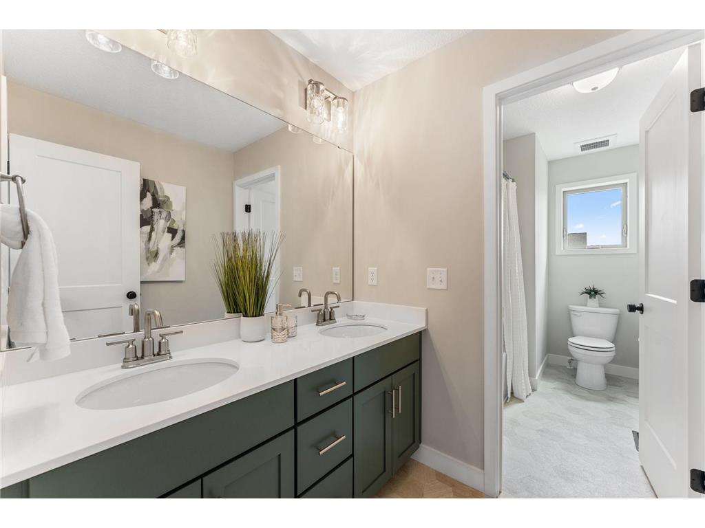 17905 Hidden Creek Trail Lakeville MN 55044 7015796 image28