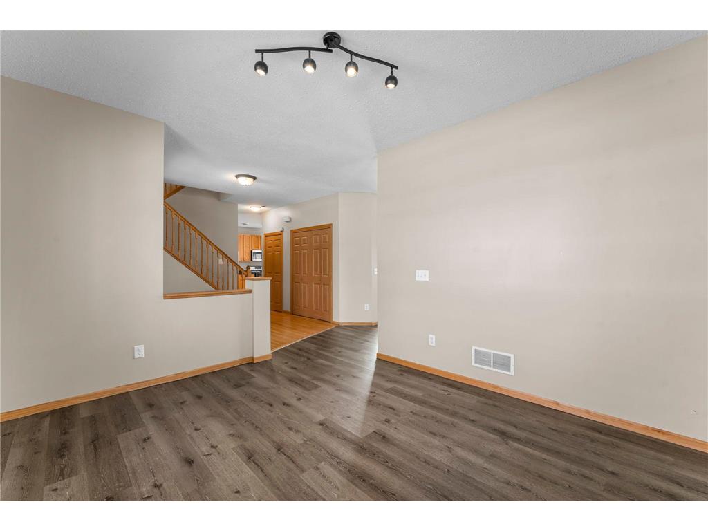 17909 68th Avenue N Maple Grove MN 55311 7008849 image4