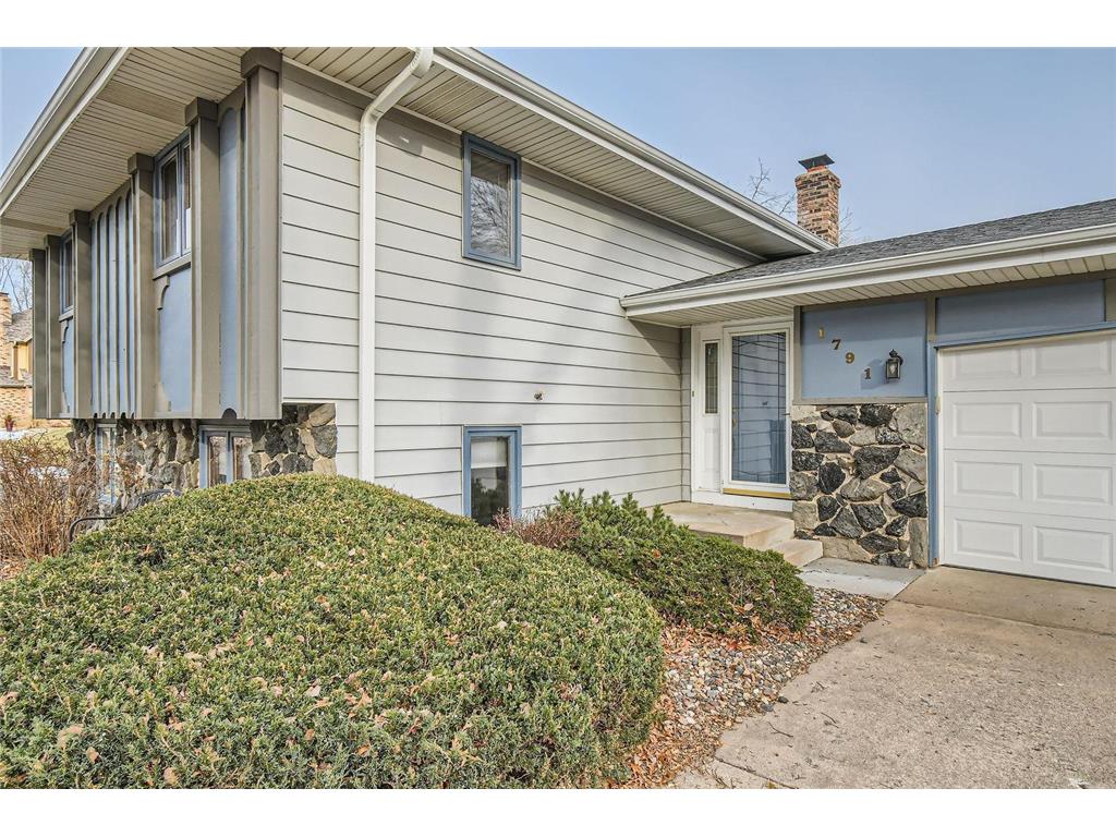 1791 19th Avenue NW New Brighton MN 55112 6649740 image1