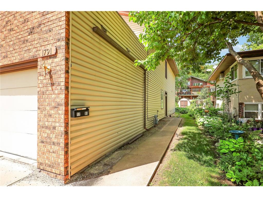 1791 Morgan Avenue Saint Paul MN 55116 7091219 image38