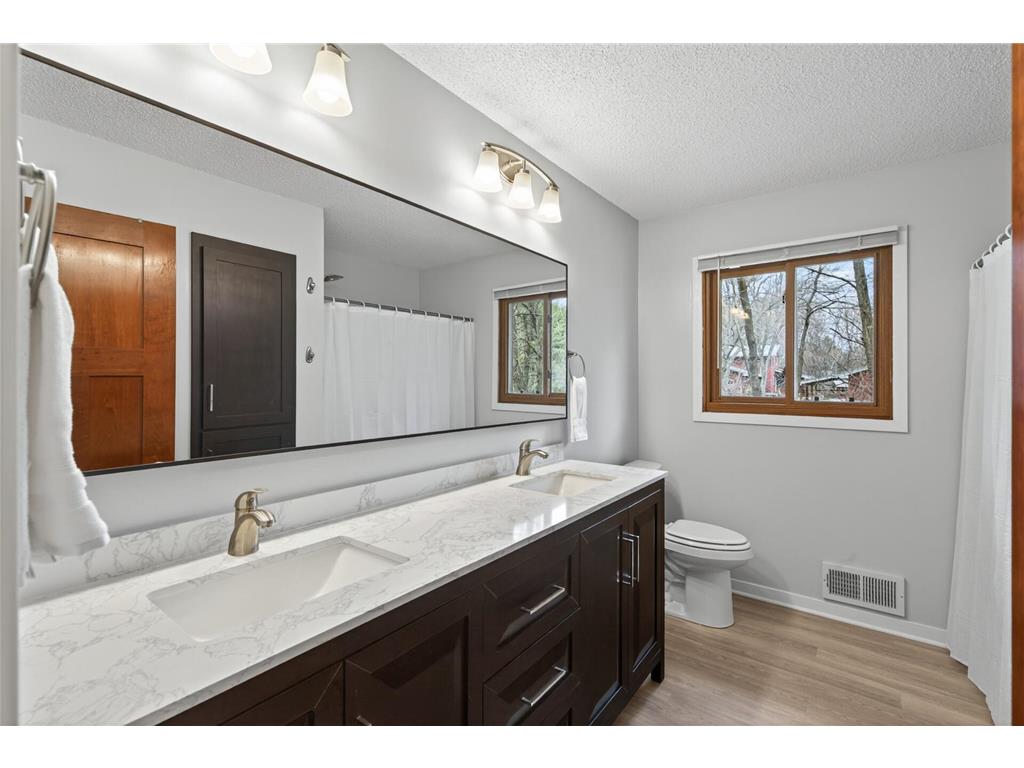 17911 Vale Street NW Andover MN 55304 7049925 image21