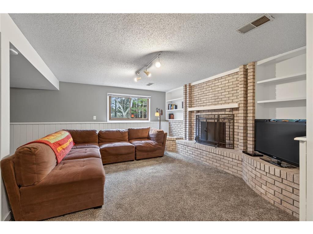 17911 Vale Street NW Andover MN 55304 7049925 image23