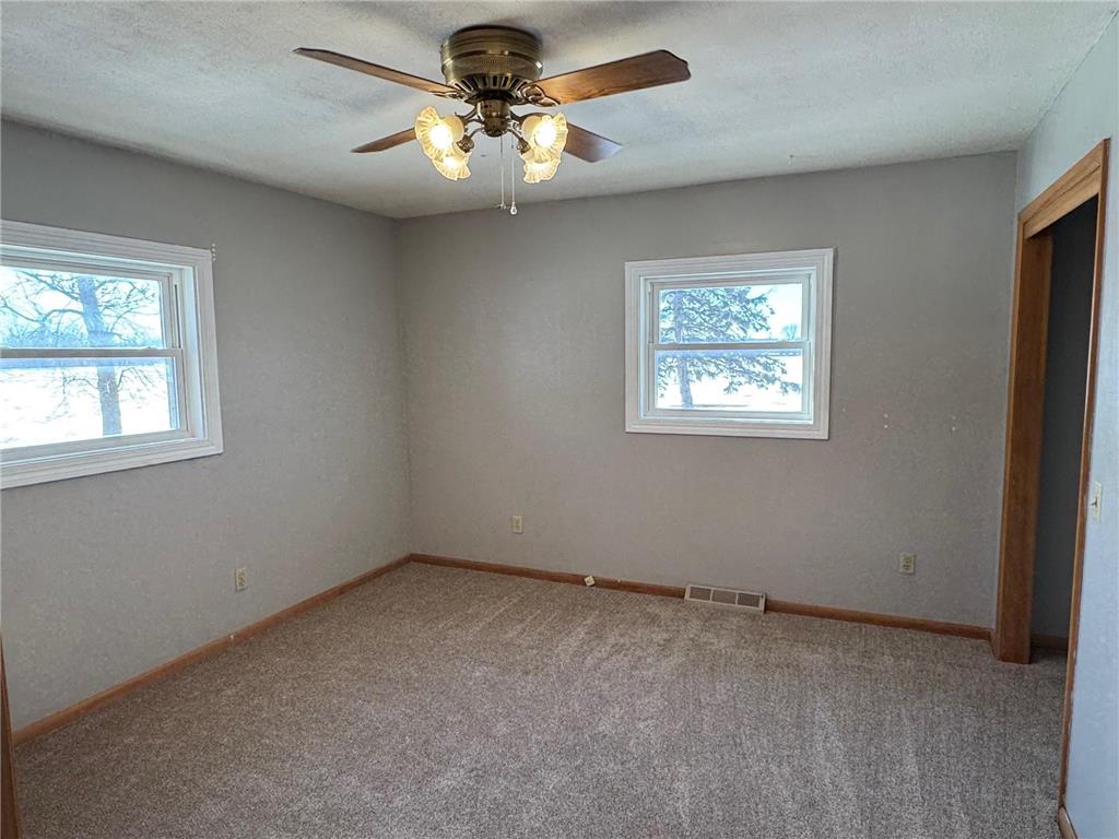 17915 140th Avenue NE North Twp MN 56701 7021143 image12