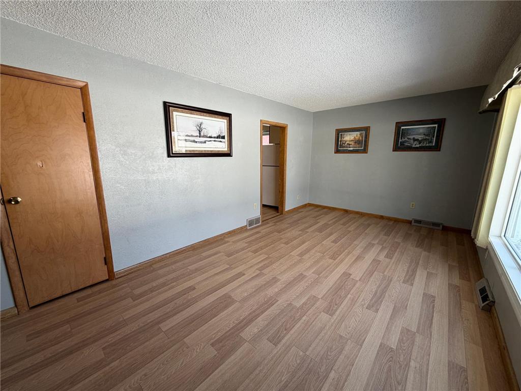 17915 140th Avenue NE North Twp MN 56701 7021143 image8