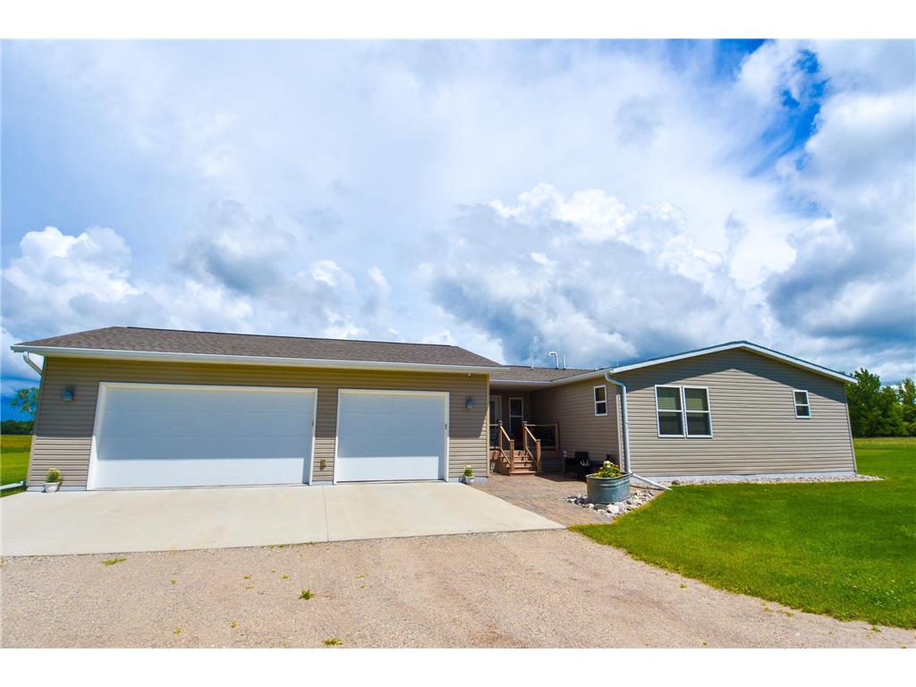 17922 142nd Avenue NE North Twp MN 56701 7096553 image2