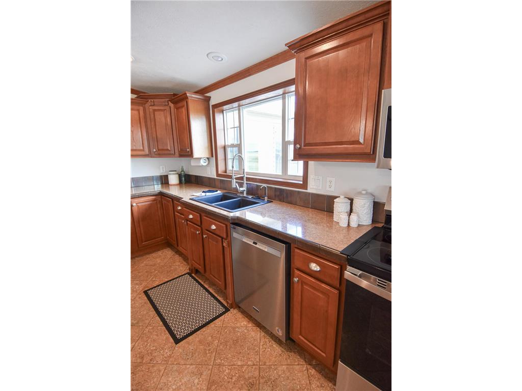 17922 142nd Avenue NE North Twp MN 56701 7096553 image25