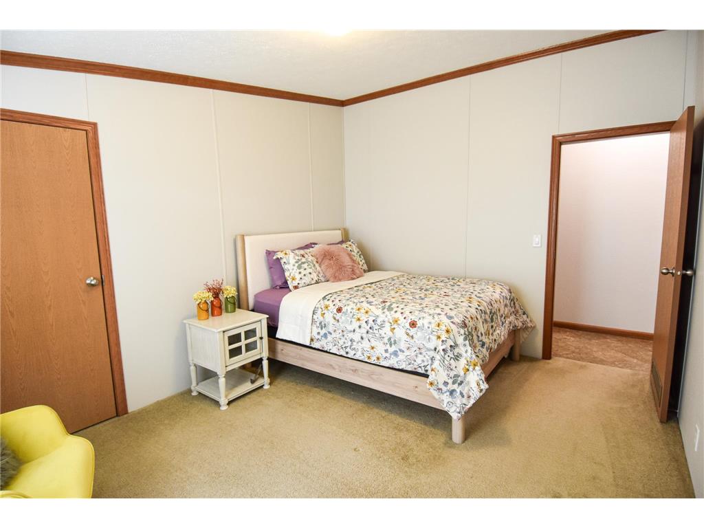 17922 142nd Avenue NE North Twp MN 56701 7096553 image35