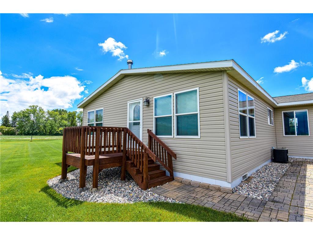 17922 142nd Avenue NE North Twp MN 56701 7096553 image54