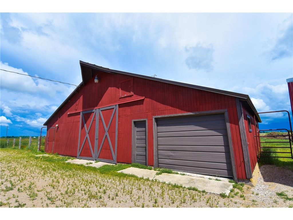 17922 142nd Avenue NE North Twp MN 56701 7096553 image58
