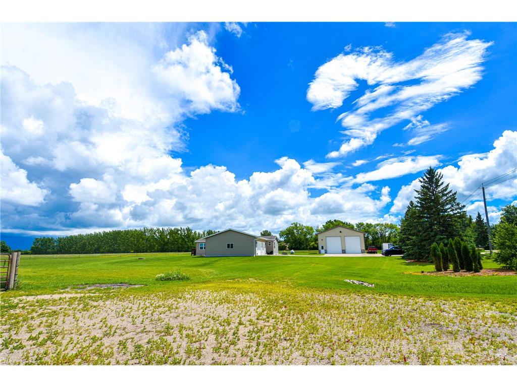 17922 142nd Avenue NE North Twp MN 56701 7096553 image65