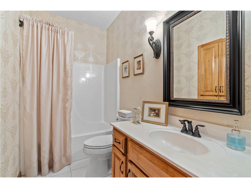 17925 39th Place N Plymouth MN 55446 7080233 image32