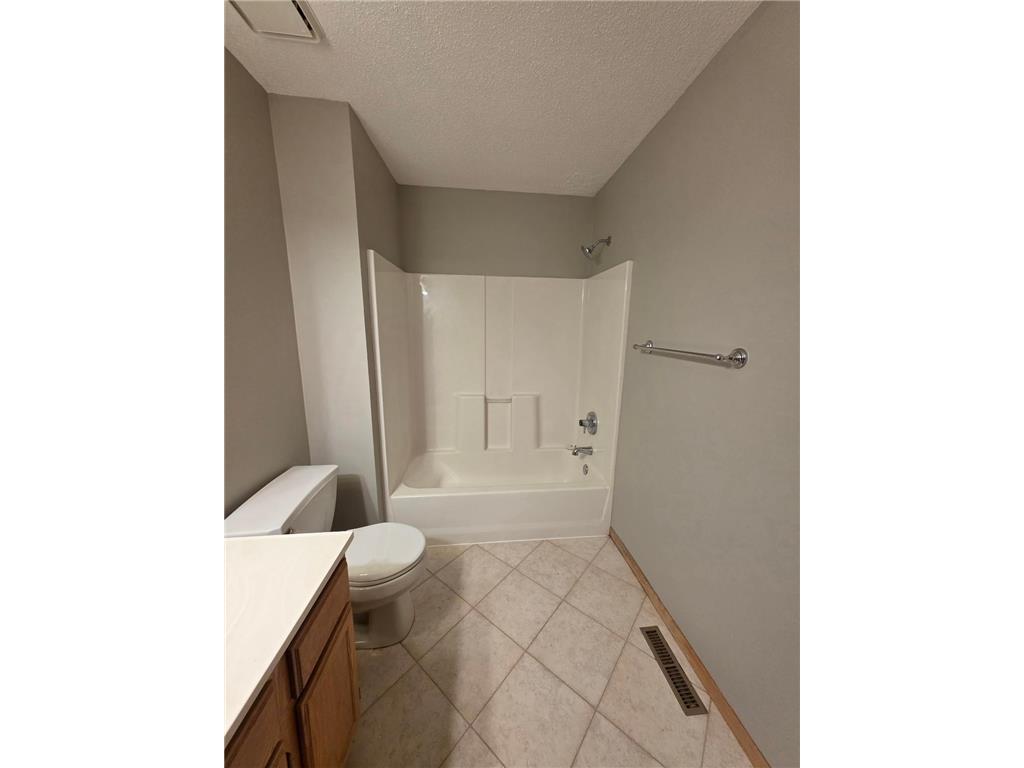 1795 Donegal Drive #3 Woodbury MN 55125 7046776 image9